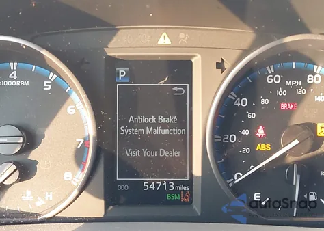 2024 Toyota Rav4 Xle z USA, uszkodzony, nr VIN 2T3W1RFVXRW309689